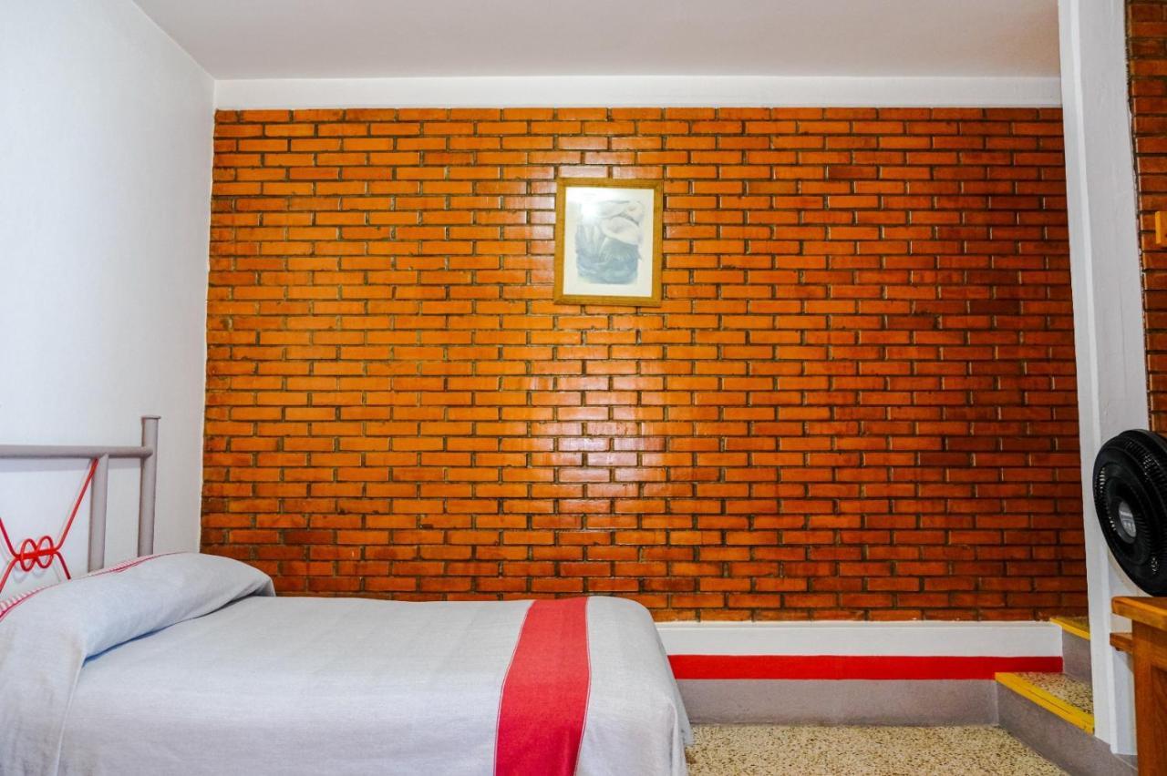 Hotel Posada El Cid Oaxaca Екстериор снимка
