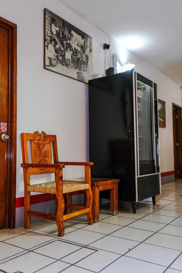 Hotel Posada El Cid Oaxaca Екстериор снимка