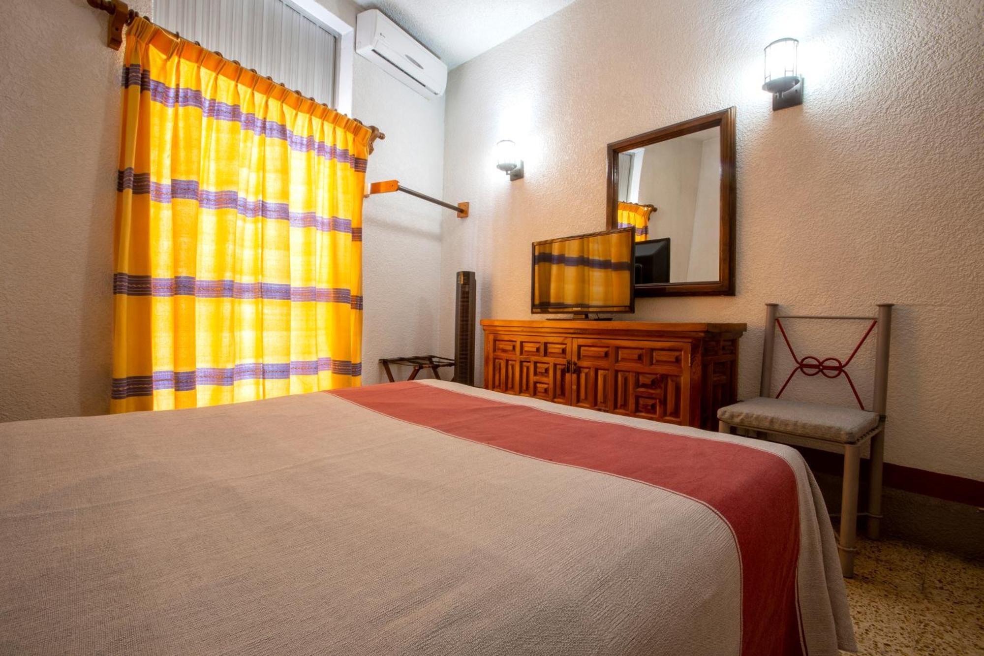 Hotel Posada El Cid Oaxaca Екстериор снимка