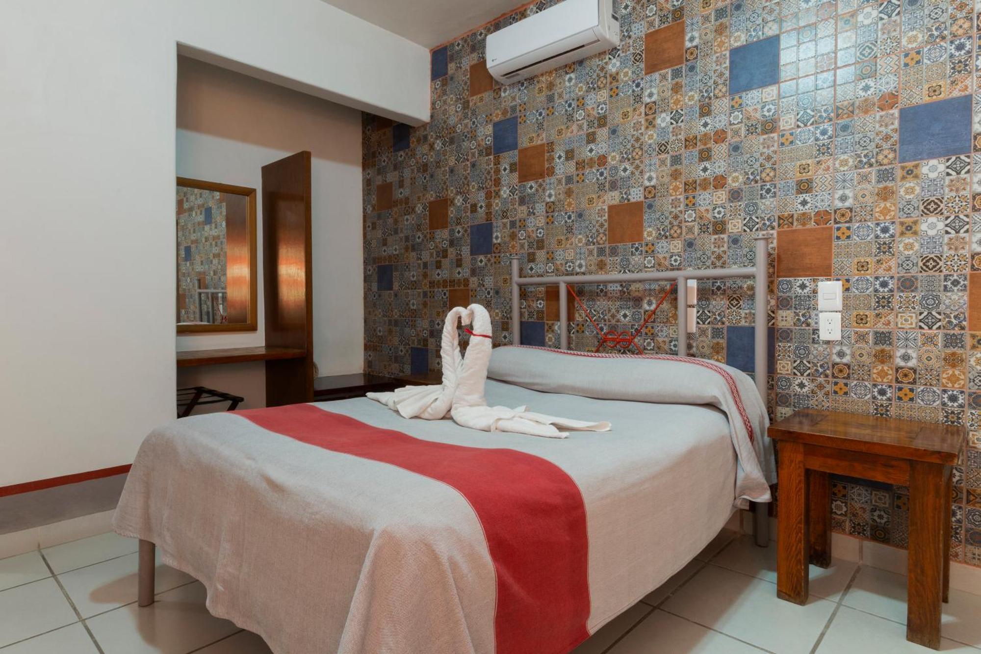 Hotel Posada El Cid Oaxaca Екстериор снимка