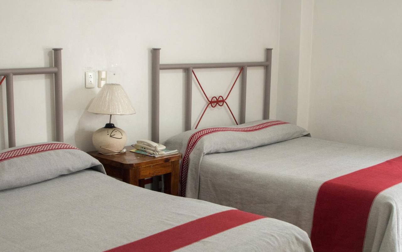 Hotel Posada El Cid Oaxaca Екстериор снимка