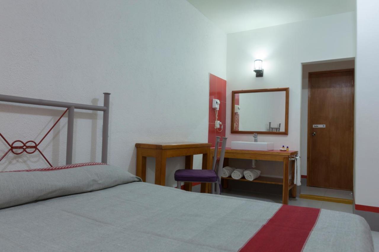 Hotel Posada El Cid Oaxaca Екстериор снимка